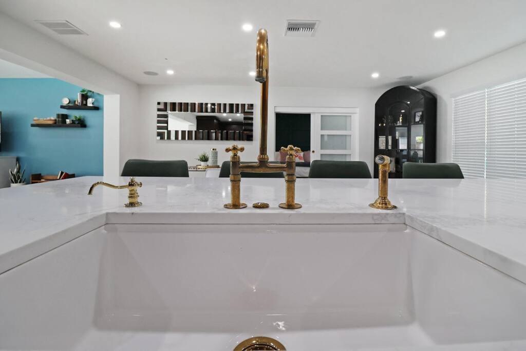 Palm Tree Paradise Tampa Pool Home Εξωτερικό φωτογραφία